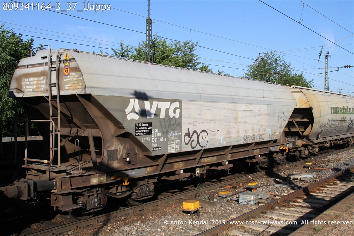 809341164-3_37_Uapps.JPG